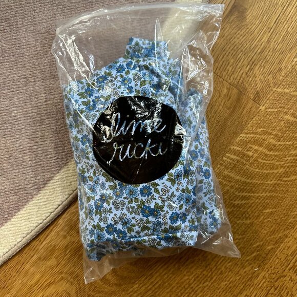 {NWT} LIME RICKI Cornflower Rash Guard One Piece | M | blue floral rashguard - Picture 3 of 8